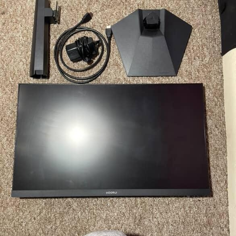 KOORUI Black Monitor with Stand and Cables